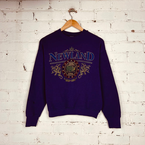 Vintage Newland North Carolina Sweatshirt (Small)