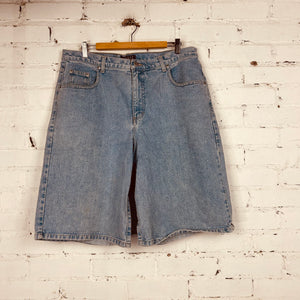 Vintage Guess Jean Shorts (38)