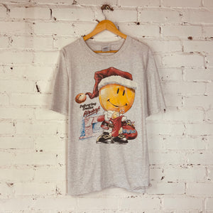 Vintage Delivery Smiles Christmas Tee (X-Large)